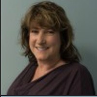 Portrait of Deb McLean